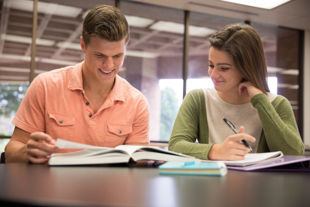 日本人 英語 発音