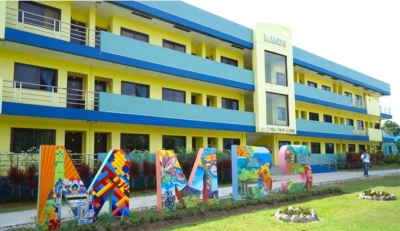 ターラック 留学