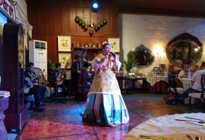 マニラ レストラン