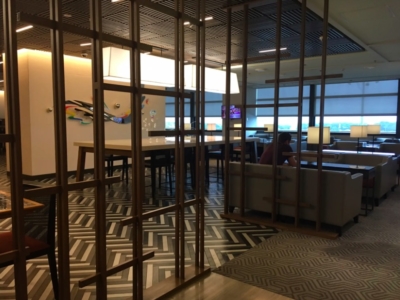 マニラ 空港 ラウンジ