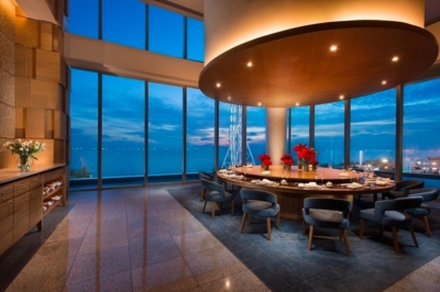 コンラッドマニラ