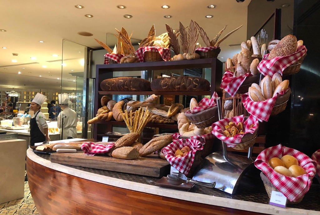 マニラ レストラン