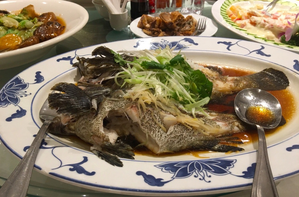 マニラ レストラン