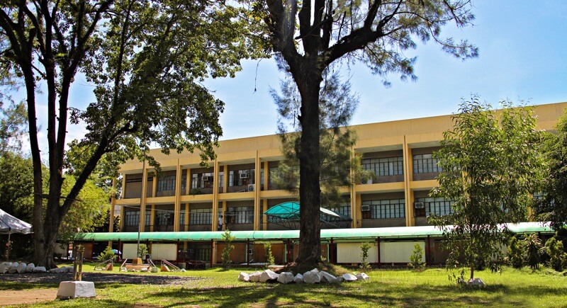 フィリピン 大学