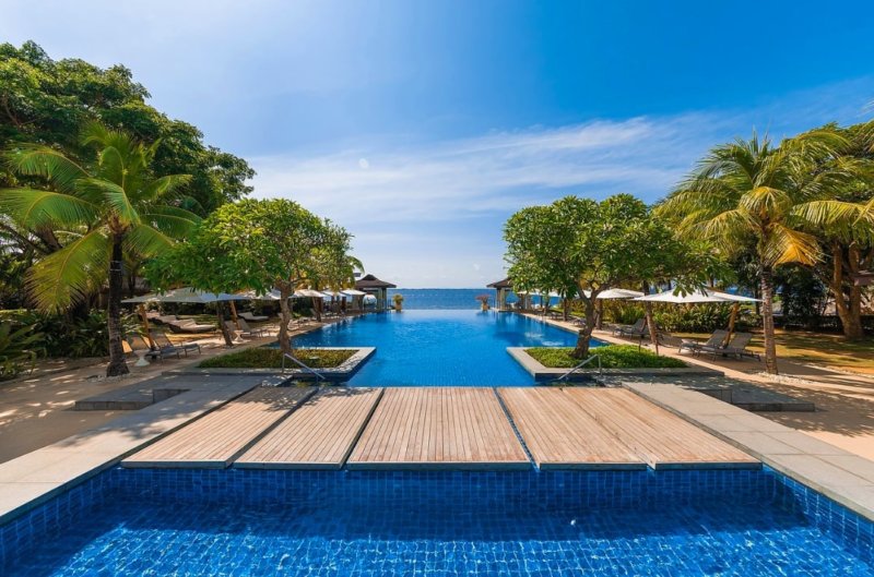 セブ島 高級 ホテル