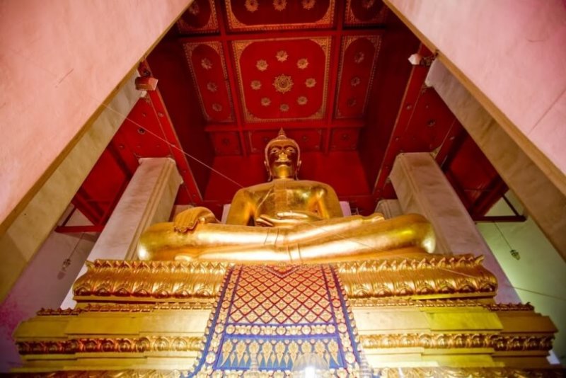 タイ　ウィハーン・プラ・モンコン・ボピット