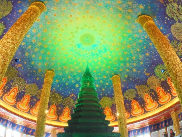 タイ　ワットパクナム